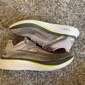 Men’s Nike Zoom Fly SP Performance Running Shoe